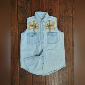 Custom vintage 90s carousel cats sleeveless denim button down Size M